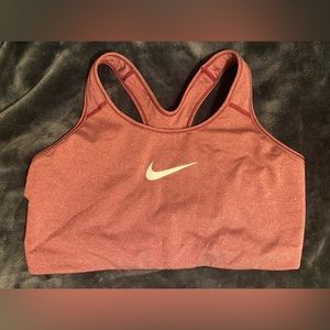 Nike 2x sports bra